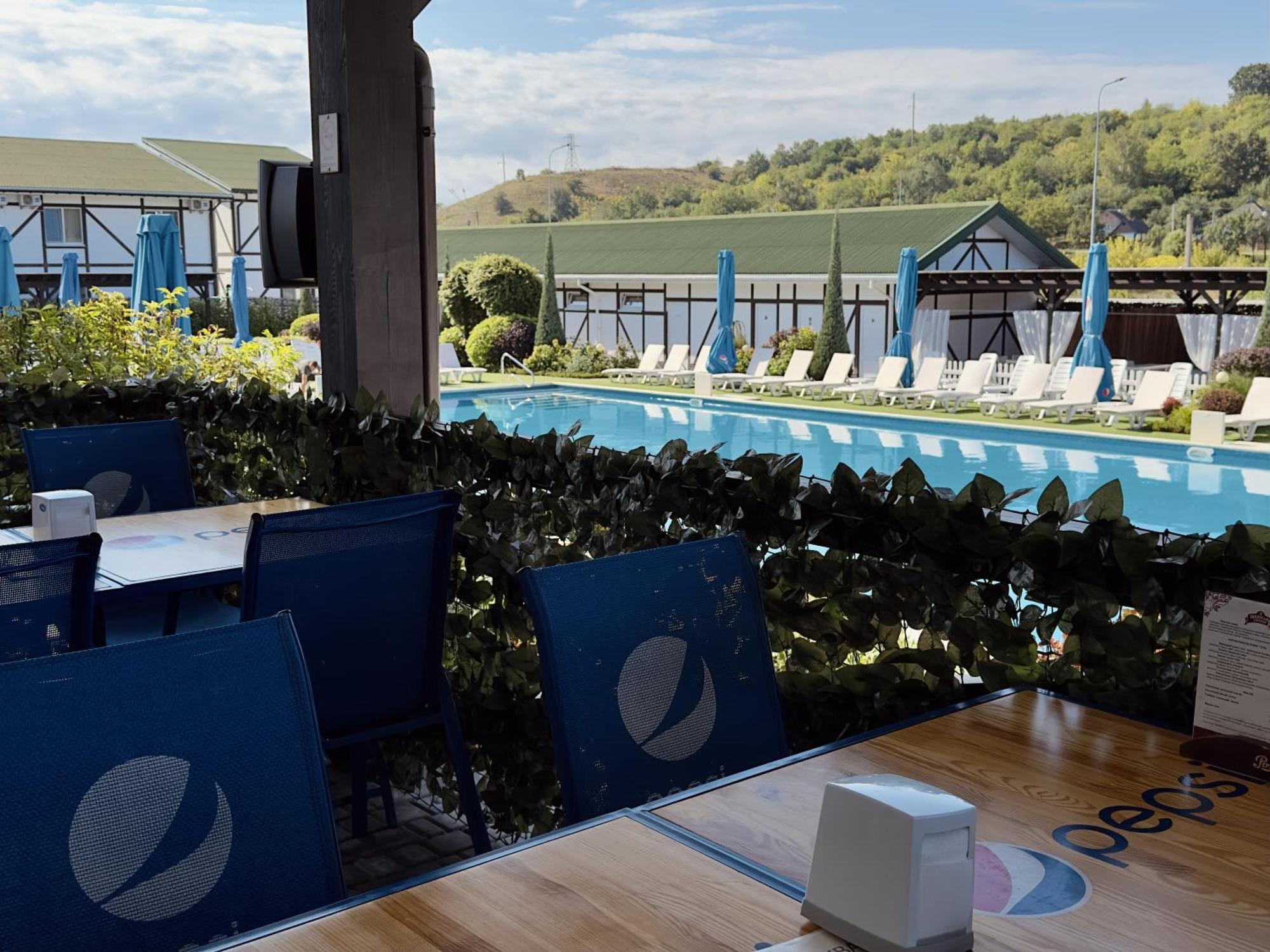 Hotel Lubenska Sloboda Olshanka ภายนอก รูปภาพ