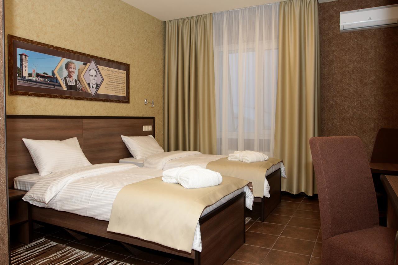 Hotel Lubenska Sloboda Olshanka ภายนอก รูปภาพ